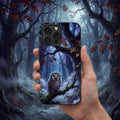 不気味なフクロウのiPhoneケース | 魔法の森のゴシックアート | 頑丈なスマホケース